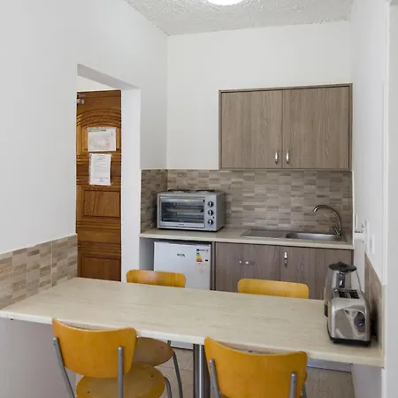 Aparthotel Alecos
